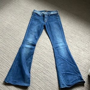 Mother wide leg jeans mid rise at waist.  Perfect with any top.